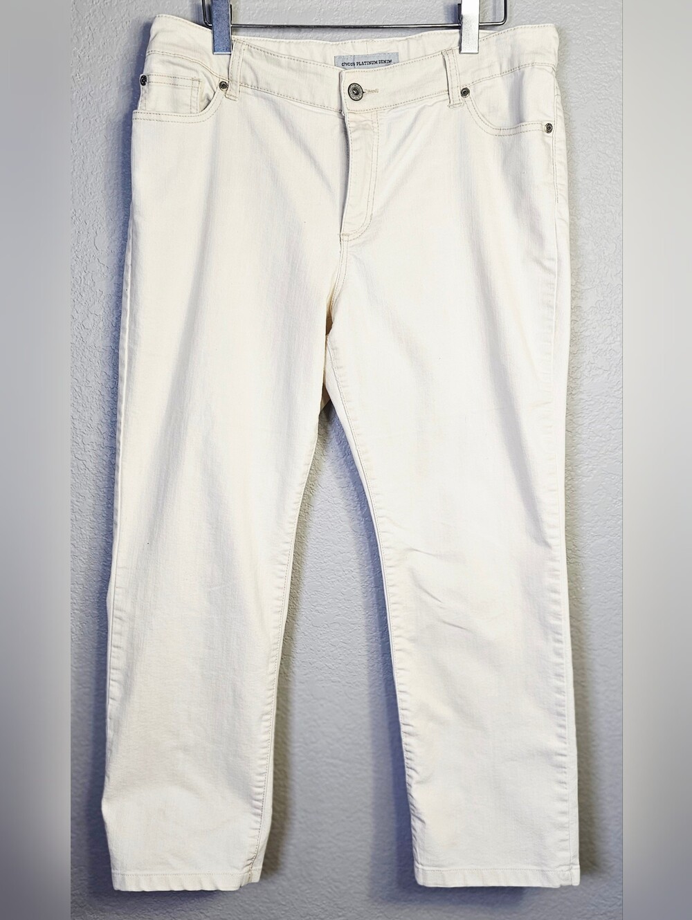 Chico's Platinum Denim Jeans Size 2.5 Ivory Bone Straight Leg Ankle